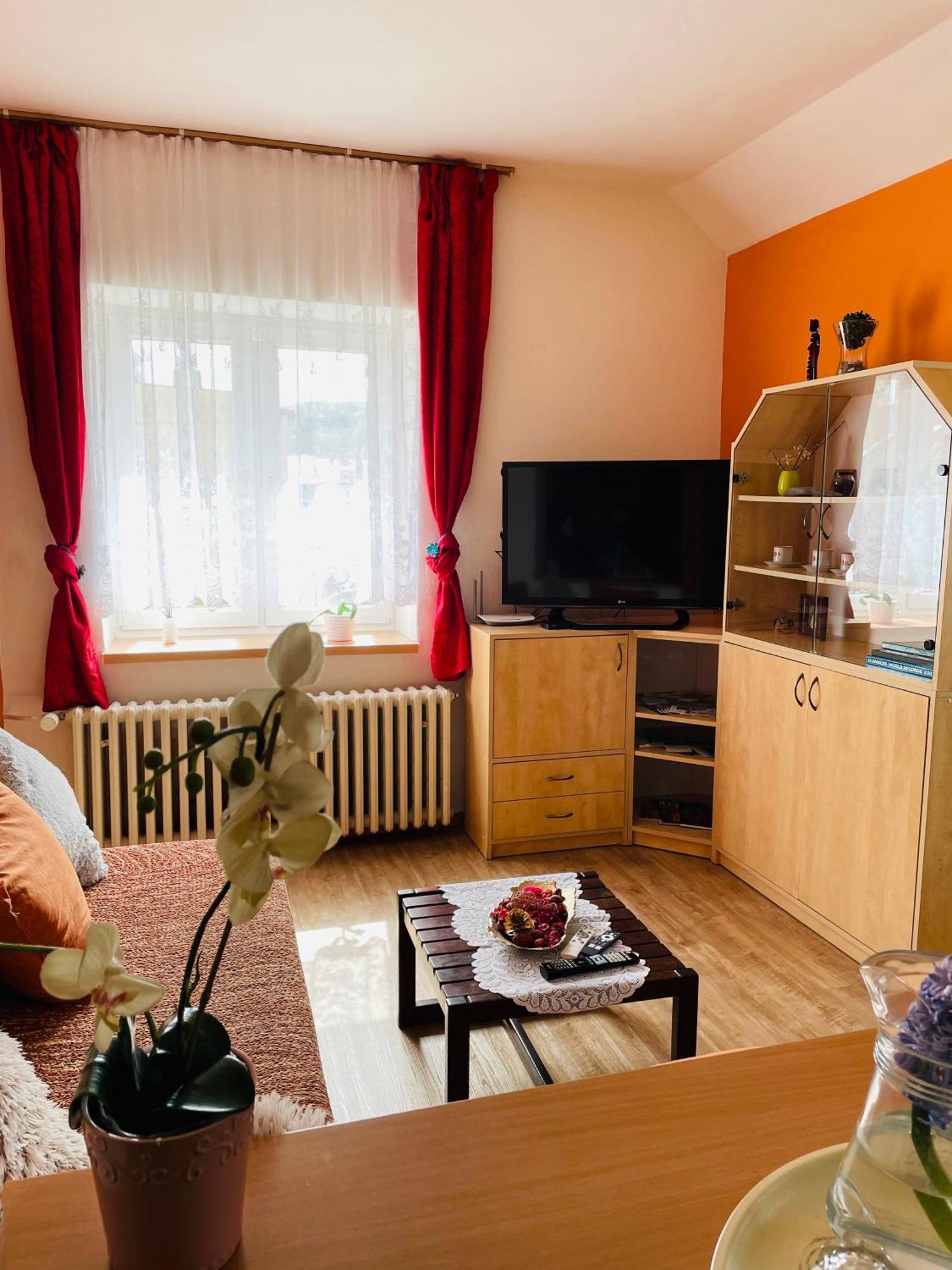 Apartman Trutnov-Porici Exteriör bild